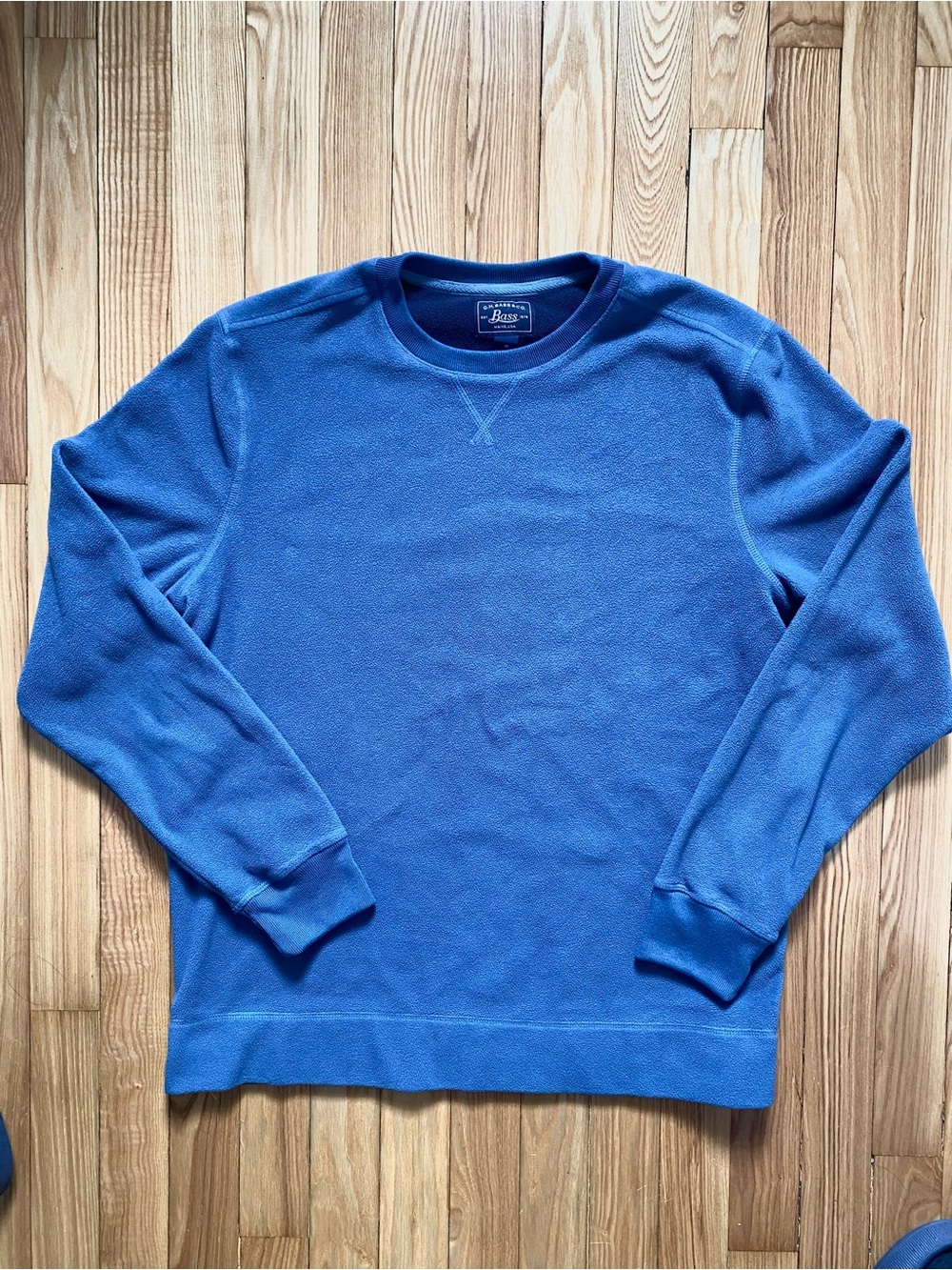 G.H. Bass & Co. Men's Blue Crewneck Sweater